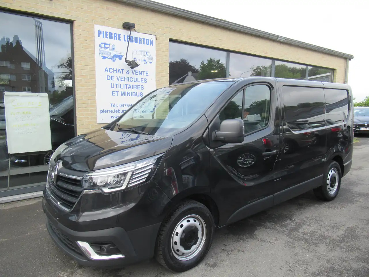 Renault Trafic L1H1 clim, navi cruise 14800€+tva/btw - Fourgon utilitaire: photos 1 Renault Trafic L1H1 clim, navi cruise 14800€+tva/btw - Fourgon utilitaire: photos 1