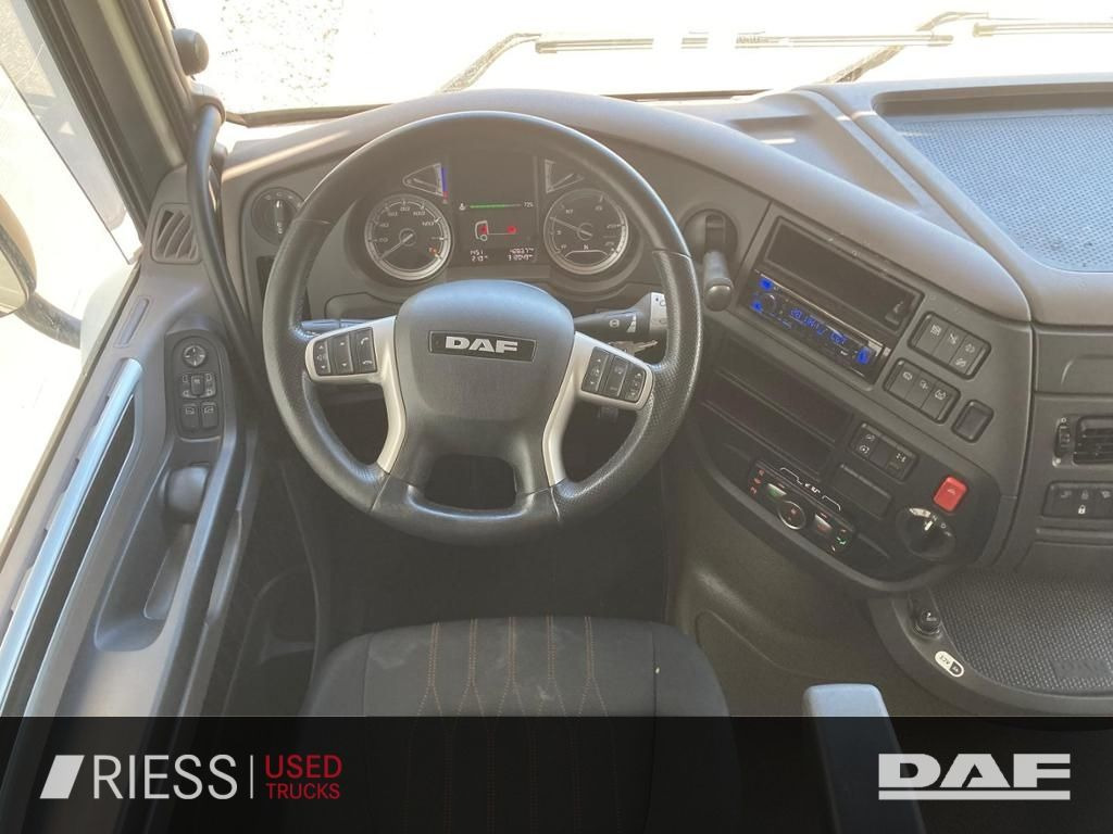 DAF XF 480 FT XF 480 FT SSC Intarder Standklima - Tracteur routier: photos 5 DAF XF 480 FT XF 480 FT SSC Intarder Standklima - Tracteur routier: photos 5