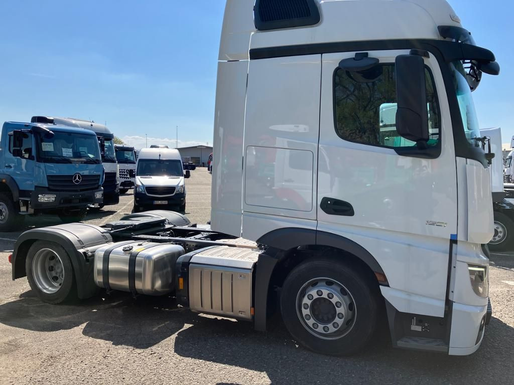 Mercedes-Benz Actros 1851 LS 4x2 - Tracteur routier: photos 3 Mercedes-Benz Actros 1851 LS 4x2 - Tracteur routier: photos 3