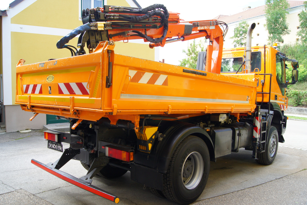 IVECO 190T33 Trakker 4x4/ATLAS 85.2/Euro5/Winterdienst/Streuer - Camion benne: photos 5 IVECO 190T33 Trakker 4x4/ATLAS 85.2/Euro5/Winterdienst/Streuer - Camion benne: photos 5
