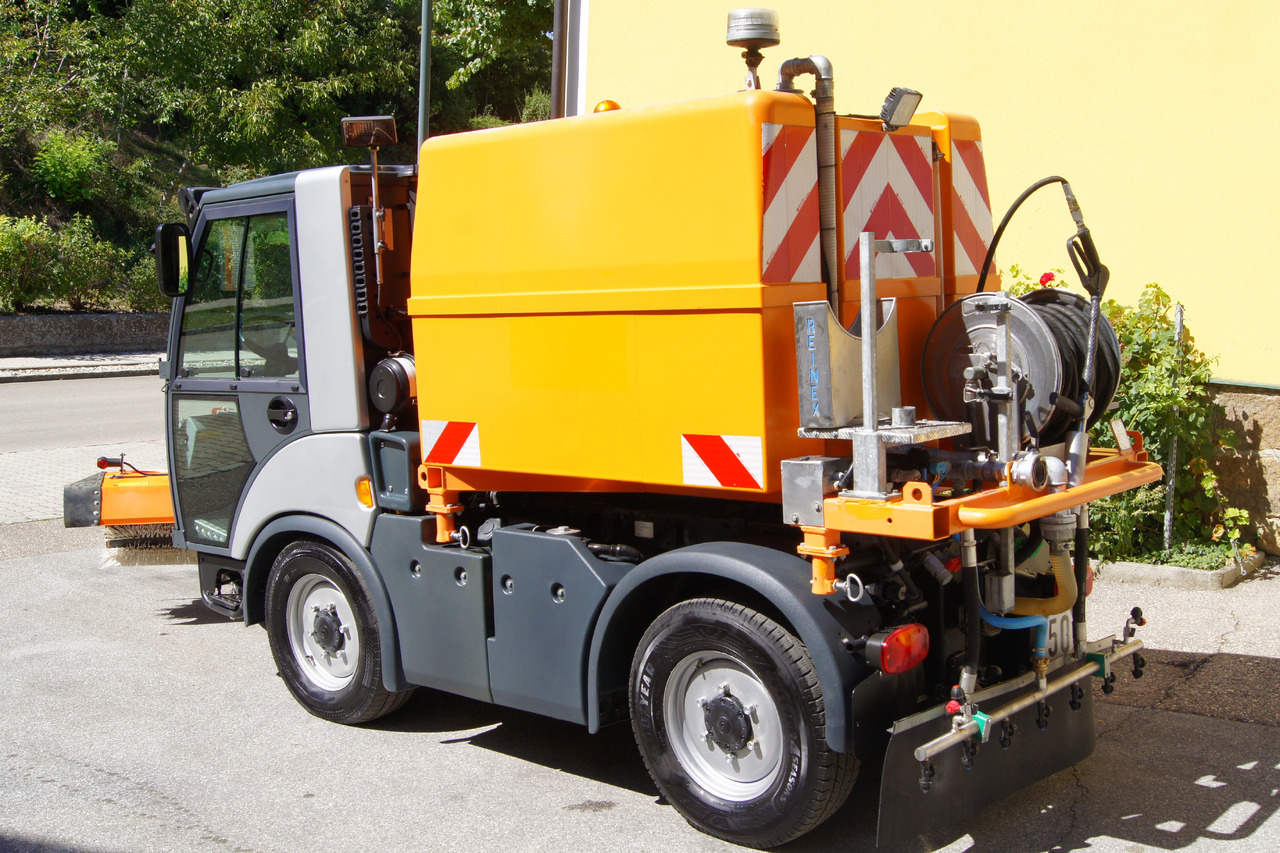 MULTICAR TREMO X56 Carrier CS/4x4/Euro 5/Besen/Wasserfass - Utilitaire benne: photos 3 MULTICAR TREMO X56 Carrier CS/4x4/Euro 5/Besen/Wasserfass - Utilitaire benne: photos 3