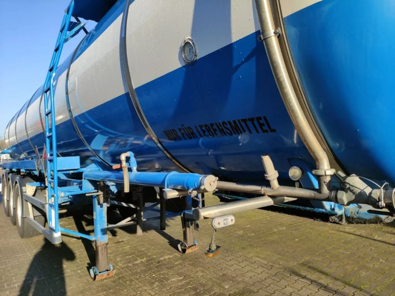LAG 32000 liter tankoplegger met pomp ADR/VLG - Semi-remorque citerne: photos 5 LAG 32000 liter tankoplegger met pomp ADR/VLG - Semi-remorque citerne: photos 5