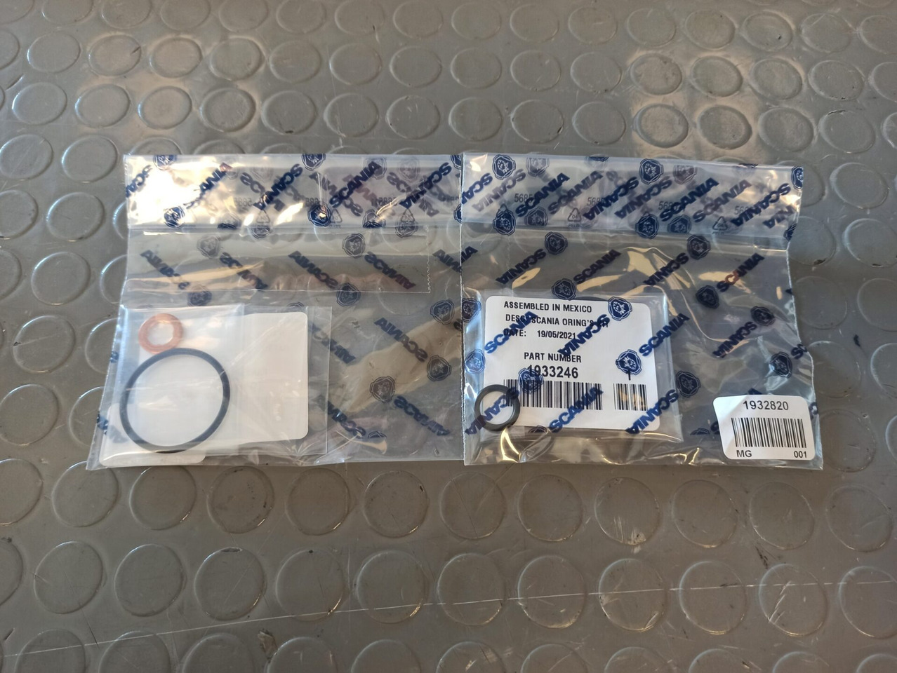 SCANIA REPAIR KIT - 1932820 - Kit de révision moteur pour Camion: photos 1 SCANIA REPAIR KIT - 1932820 - Kit de révision moteur pour Camion: photos 1