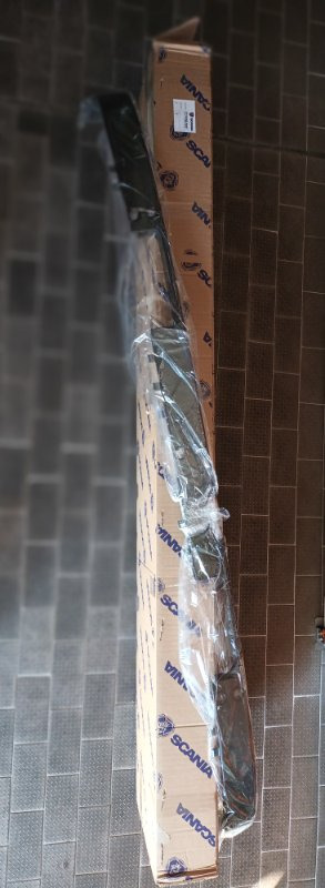 SCANIA SUN VISOR - 1355655 - Pare-soleil pour Camion: photos 1 SCANIA SUN VISOR - 1355655 - Pare-soleil pour Camion: photos 1