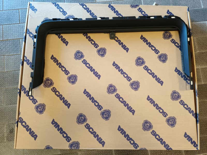 SCANIA SUN VISOR - 2031798 - Pare-soleil pour Camion: photos 1 SCANIA SUN VISOR - 2031798 - Pare-soleil pour Camion: photos 1