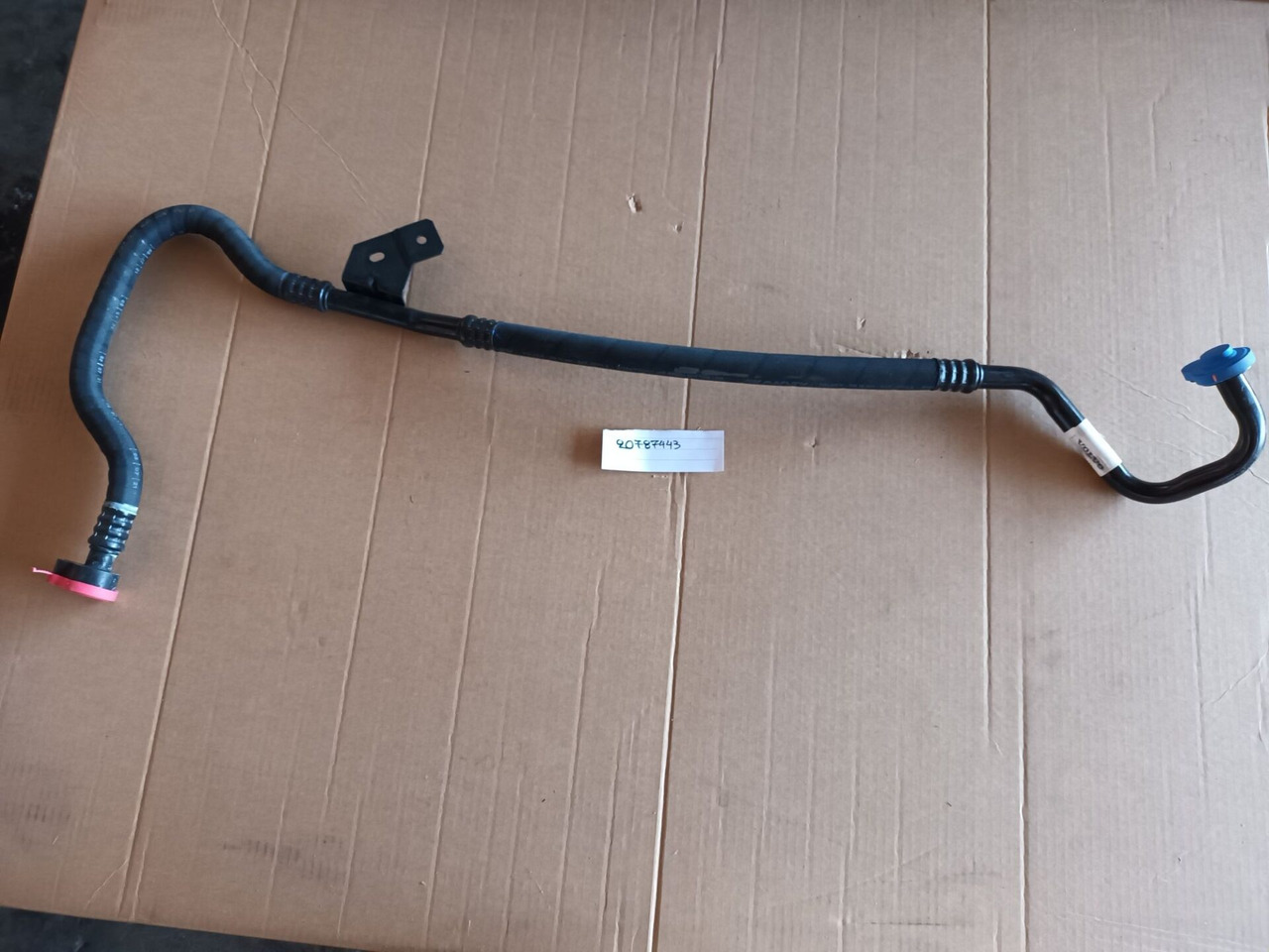 VOLVO PIPE - 20787443 - Pièce de climatisation pour Camion: photos 1 VOLVO PIPE - 20787443 - Pièce de climatisation pour Camion: photos 1