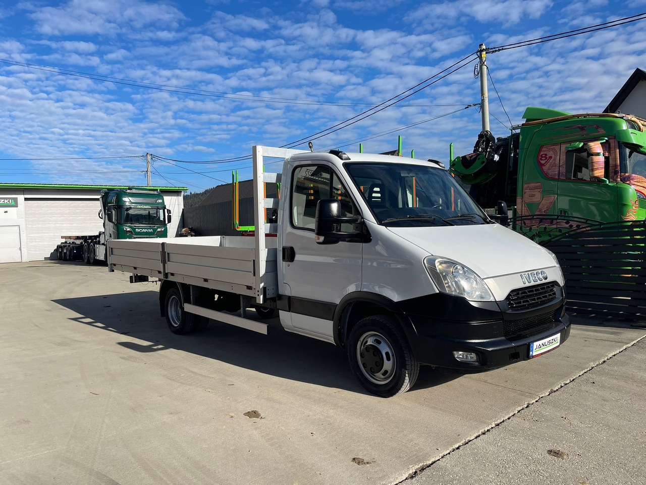 IVECO DAILY 55 150 - Utilitaire plateau: photos 1 IVECO DAILY 55 150 - Utilitaire plateau: photos 1