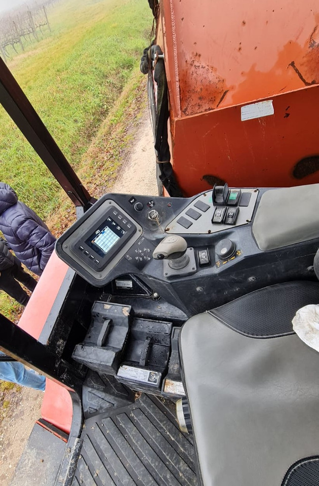 DITCH WITCH RT125 - Trancheuse: photos 5 DITCH WITCH RT125 - Trancheuse: photos 5