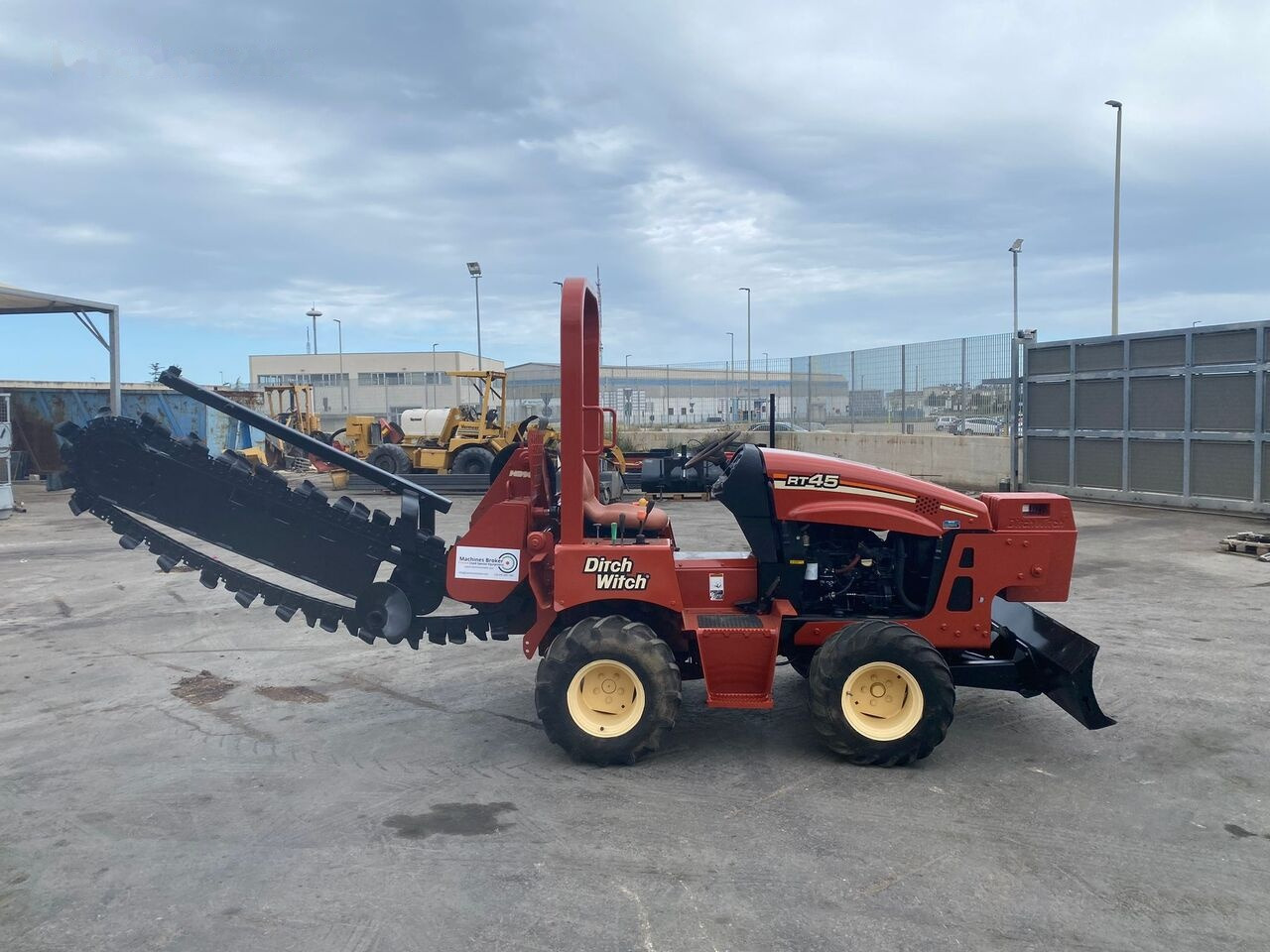 Ditch-Witch RT45 - Trancheuse: photos 4 Ditch-Witch RT45 - Trancheuse: photos 4