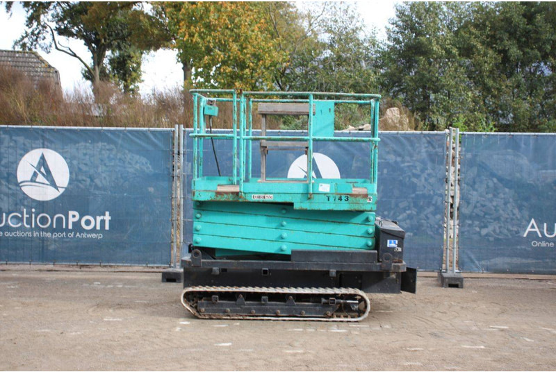 Aichi RV060 - Nacelle ciseaux: photos 2 Aichi RV060 - Nacelle ciseaux: photos 2