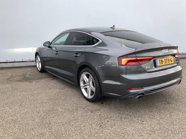 Audi A5 Sportback G-Tron S Line Edition - Berline: photos 5 Audi A5 Sportback G-Tron S Line Edition - Berline: photos 5