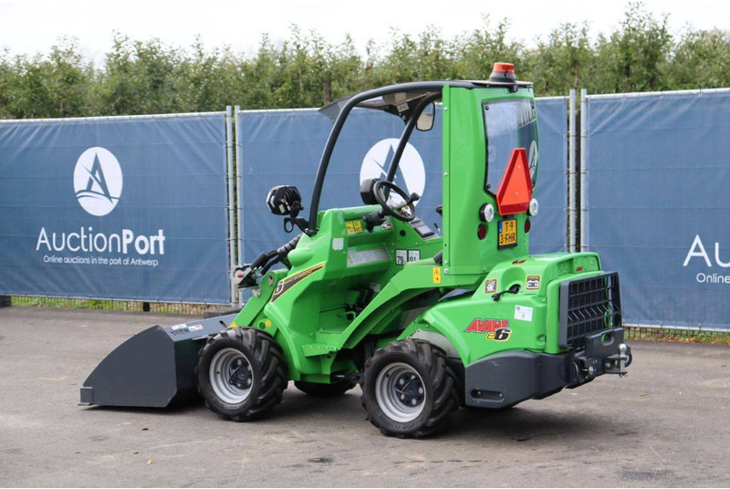 Avant E6 - Chargeuse sur pneus: photos 4 Avant E6 - Chargeuse sur pneus: photos 4