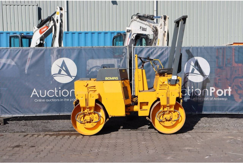 Bomag BW 120 AD-H - Compacteur à pieds de mouton/ Monocylindre: photos 2 Bomag BW 120 AD-H - Compacteur à pieds de mouton/ Monocylindre: photos 2