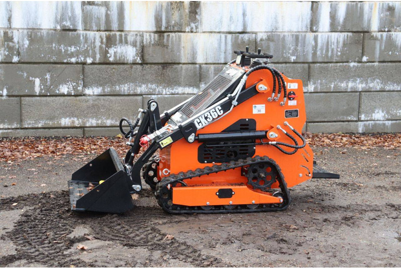 Captok 36C - Chargeuse sur chenilles: photos 1 Captok 36C - Chargeuse sur chenilles: photos 1