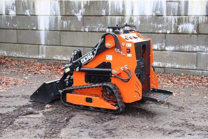 Captok 36C - Chargeuse sur chenilles: photos 3 Captok 36C - Chargeuse sur chenilles: photos 3