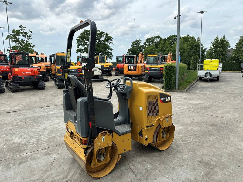 Caterpillar CB14B - Compacteur: photos 4 Caterpillar CB14B - Compacteur: photos 4
