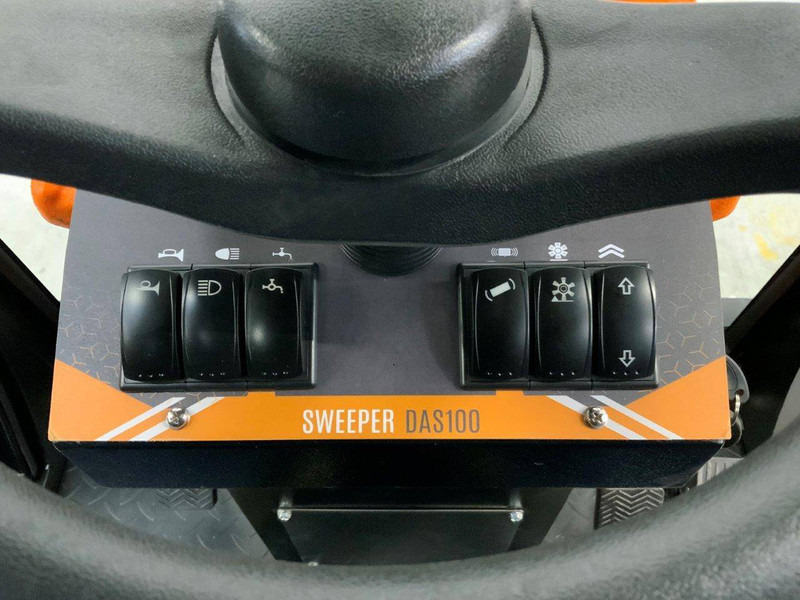 Balayeuse de voirie neuf Daewoo DAS100: photos 7