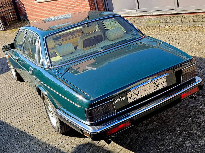 Daimler 4.0 - Voiture: photos 4 Daimler 4.0 - Voiture: photos 4