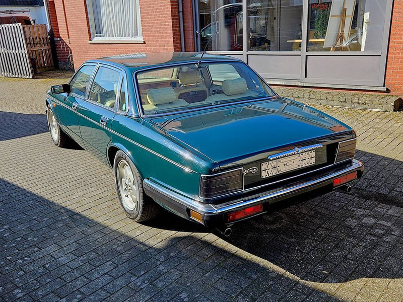 Daimler 4.0 - Voiture: photos 2 Daimler 4.0 - Voiture: photos 2