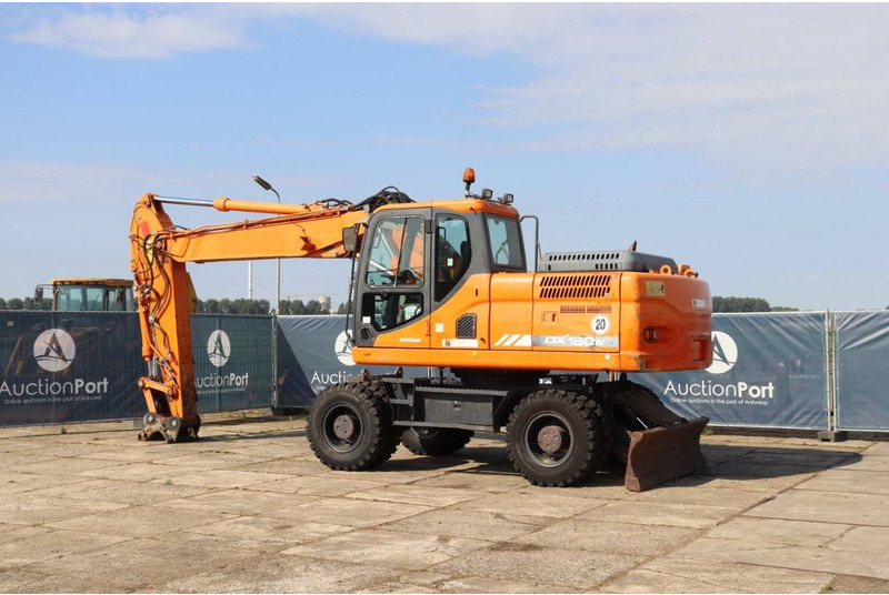Doosan DX190W-3 - Pelle sur pneus: photos 3 Doosan DX190W-3 - Pelle sur pneus: photos 3