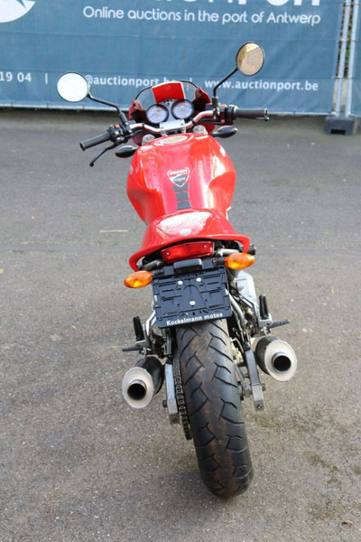 Ducati Monster 600 - Motocyclette: photos 5 Ducati Monster 600 - Motocyclette: photos 5