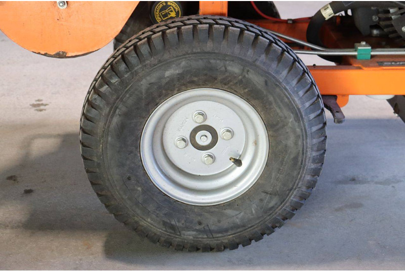 Broyeur de végétaux Eliet Super Prof ZR ABM: photos 12 Broyeur de végétaux Eliet Super Prof ZR ABM: photos 12