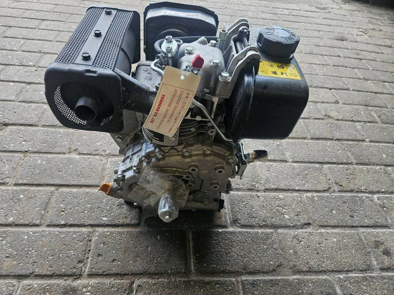 Yanmar L48N6-MTMYI - Engins de chantier: photos 4 Yanmar L48N6-MTMYI - Engins de chantier: photos 4