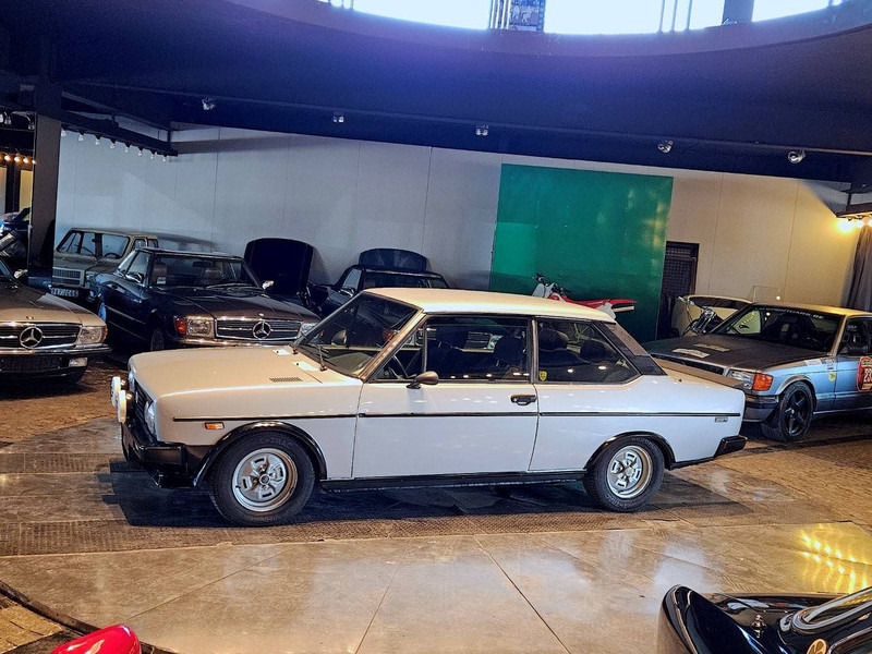 Fiat 131 Racing - Berline: photos 2 Fiat 131 Racing - Berline: photos 2