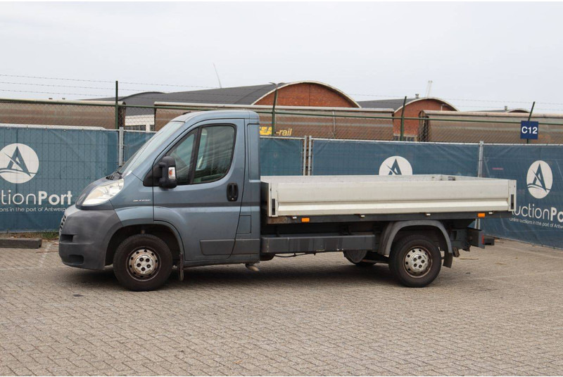 Fiat Ducato - Fourgon utilitaire: photos 1 Fiat Ducato - Fourgon utilitaire: photos 1