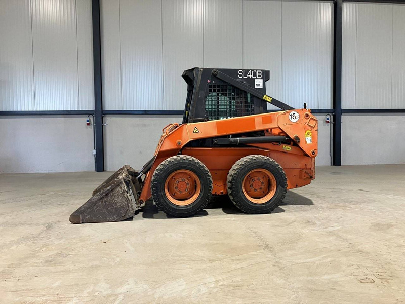 Fiat Kobelco SL 0BH - Chargeuse sur pneus: photos 2 Fiat Kobelco SL 0BH - Chargeuse sur pneus: photos 2