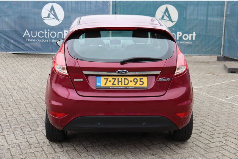 Ford Fiesta - Berline: photos 5 Ford Fiesta - Berline: photos 5