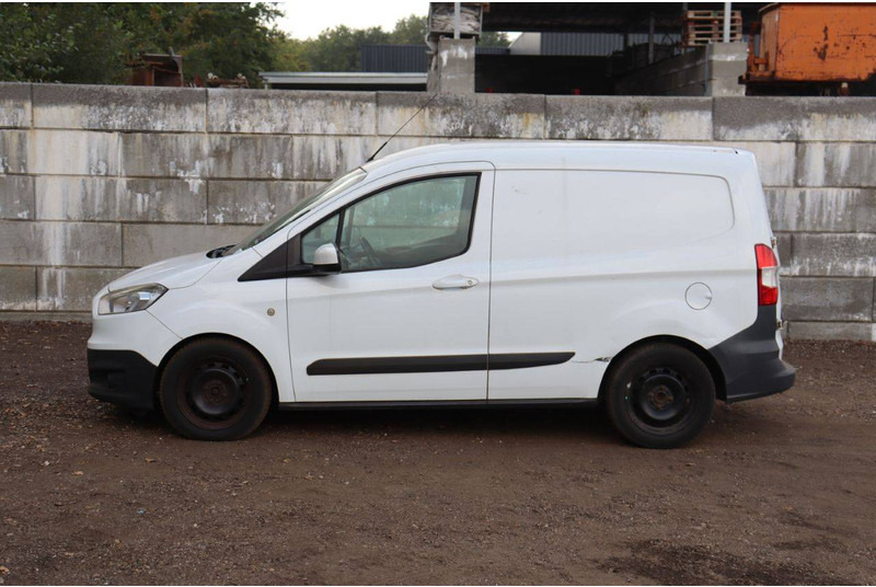Ford Transit Courier - Fourgon utilitaire: photos 2 Ford Transit Courier - Fourgon utilitaire: photos 2