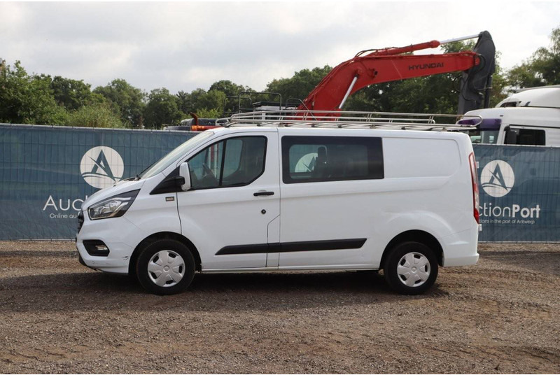 Ford Transit Custom - Fourgon utilitaire: photos 1 Ford Transit Custom - Fourgon utilitaire: photos 1