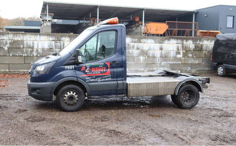 Ford Transit TRANSIT - Fourgon utilitaire: photos 1 Ford Transit TRANSIT - Fourgon utilitaire: photos 1