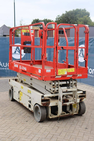 Genie GS-2046 - Nacelle ciseaux: photos 4 Genie GS-2046 - Nacelle ciseaux: photos 4