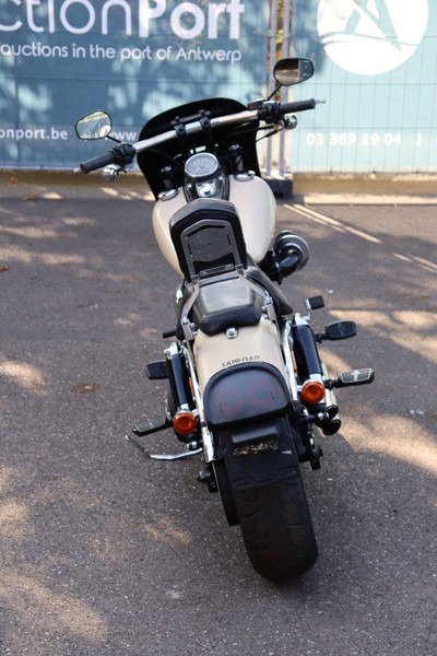 Harley-Davidson Dyna Fat Bob - Motocyclette: photos 5 Harley-Davidson Dyna Fat Bob - Motocyclette: photos 5