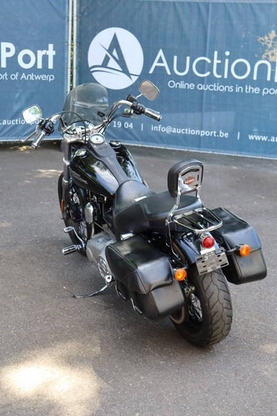 Harley-Davidson Dyna Street Bob - Motocyclette: photos 4 Harley-Davidson Dyna Street Bob - Motocyclette: photos 4