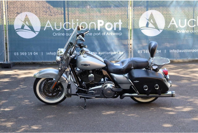 Harley-Davidson Road King Classic - Motocyclette: photos 2 Harley-Davidson Road King Classic - Motocyclette: photos 2