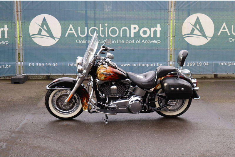 Harley-Davidson Softail Deluxe - Motocyclette: photos 1 Harley-Davidson Softail Deluxe - Motocyclette: photos 1