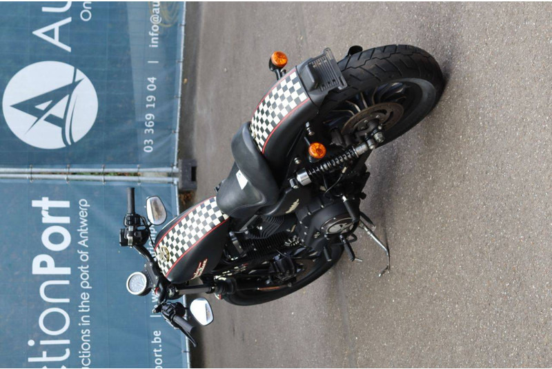 Harley-Davidson Sportster 883N Iron - Motocyclette: photos 4 Harley-Davidson Sportster 883N Iron - Motocyclette: photos 4