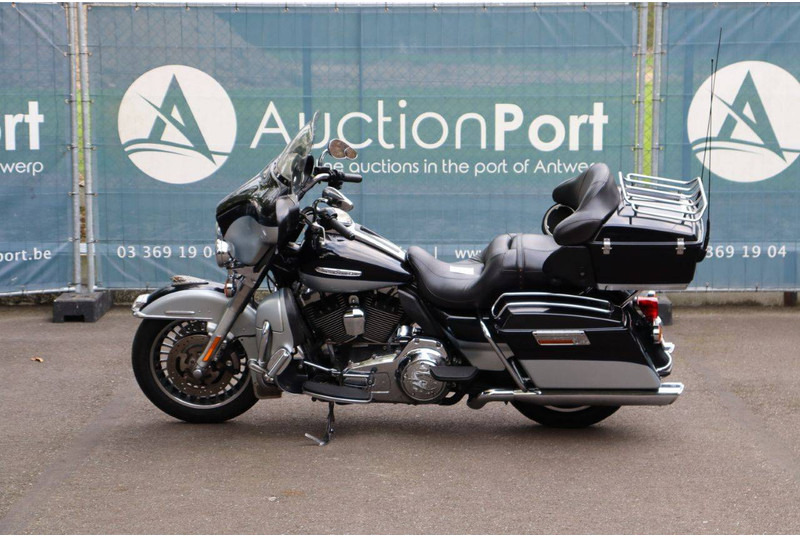 Harley-Davidson Ultra Classic - Motocyclette: photos 2 Harley-Davidson Ultra Classic - Motocyclette: photos 2