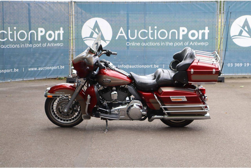 Harley-Davidson Ultra Classic - Motocyclette: photos 2 Harley-Davidson Ultra Classic - Motocyclette: photos 2