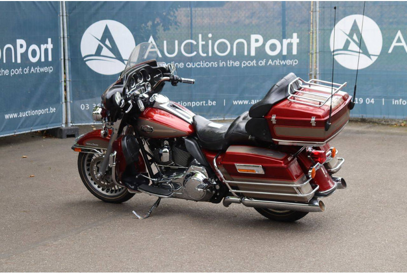 Harley-Davidson Ultra Classic - Motocyclette: photos 3 Harley-Davidson Ultra Classic - Motocyclette: photos 3