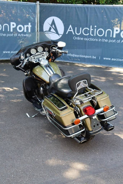 Harley-Davidson Ultra Classic - Motocyclette: photos 4 Harley-Davidson Ultra Classic - Motocyclette: photos 4