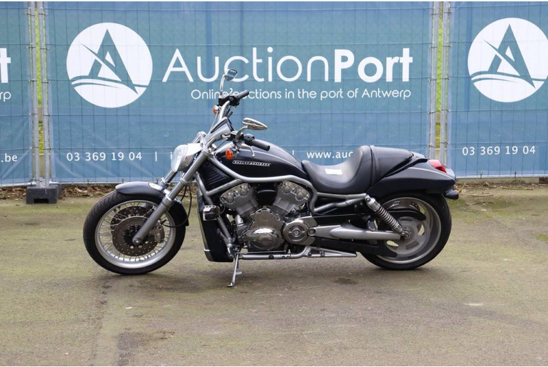 Harley-Davidson V-Rod VRSC - Motocyclette: photos 1 Harley-Davidson V-Rod VRSC - Motocyclette: photos 1