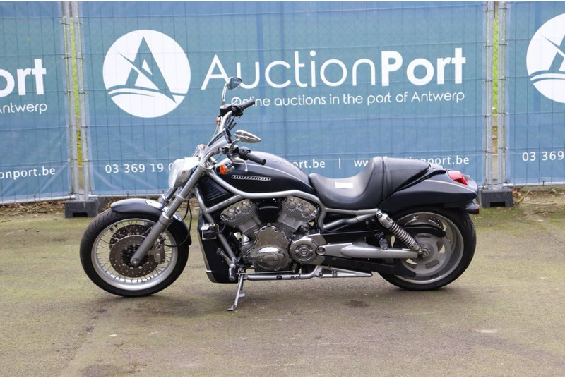 Harley-Davidson V-Rod VRSC - Motocyclette: photos 2 Harley-Davidson V-Rod VRSC - Motocyclette: photos 2