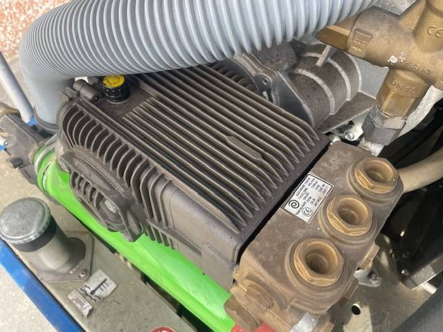 Highseries 75/30 - Accumulateur: photos 5 Highseries 75/30 - Accumulateur: photos 5