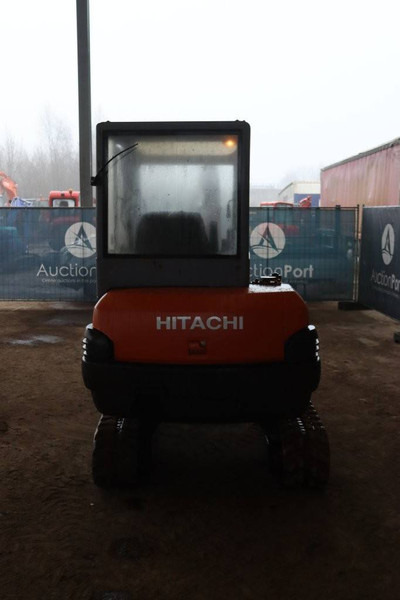 Hitachi EX30-2 - Pelle sur chenille: photos 4 Hitachi EX30-2 - Pelle sur chenille: photos 4