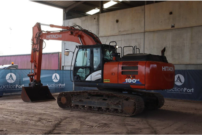 Hitachi ZX190LC-6 - Pelle sur chenille: photos 3 Hitachi ZX190LC-6 - Pelle sur chenille: photos 3