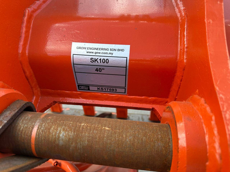 Flèche neuf Hitachi ZX200: photos 12